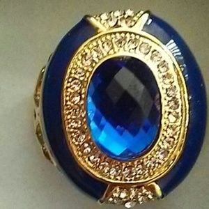 ONE DAY🔥AUSTRIAN CRYSTALS RING NWT
